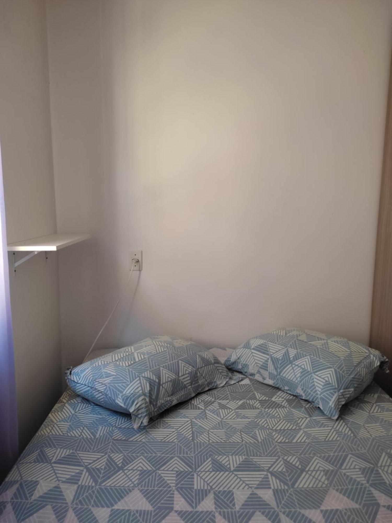 Um Quarto Em Casa Agradavel Переке Екстериор снимка